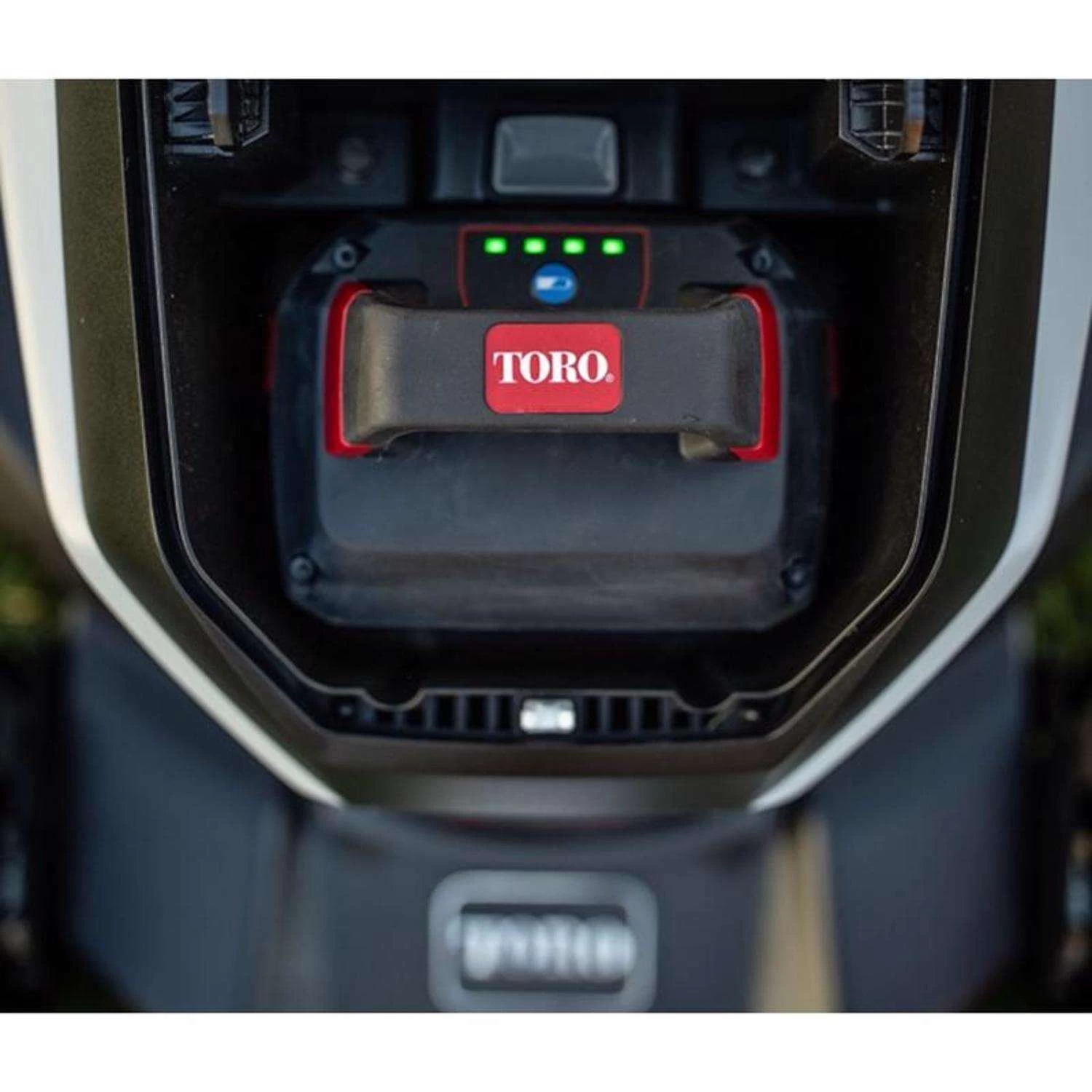 Toro Super Recycler 21 In. 60 V Battery Self-Propelled Lawn Mower Kit (Battery & Charger) 4 Toro Super Recycler 21 In. 60 V Battery Self-Propelled Lawn Mower Kit (Battery & Charger) - Image 4