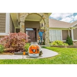 STIHL BR 700 197 Mph 912 CFM Gas Backpack Blower -Gardens and Horticulture 106bd2c2 1e4f 4157 a20a 153fb6dc84d9