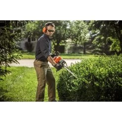 STIHL HS 87 T 30 In. Gas Hedge Trimmer 7 STIHL HS 87 T 30 In. Gas Hedge Trimmer -Gardens and Horticulture 45b784db 2cbe 4e33 8acf e5f7e1027a37