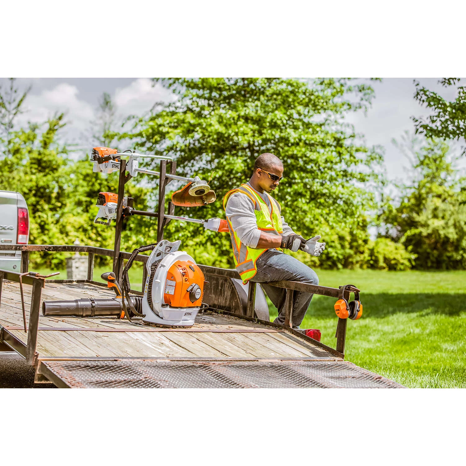 STIHL BR 700 X 193 Mph 901 CFM Gas Backpack Leaf Blower 5 STIHL BR 700 X 193 Mph 901 CFM Gas Backpack Leaf Blower - Image 5