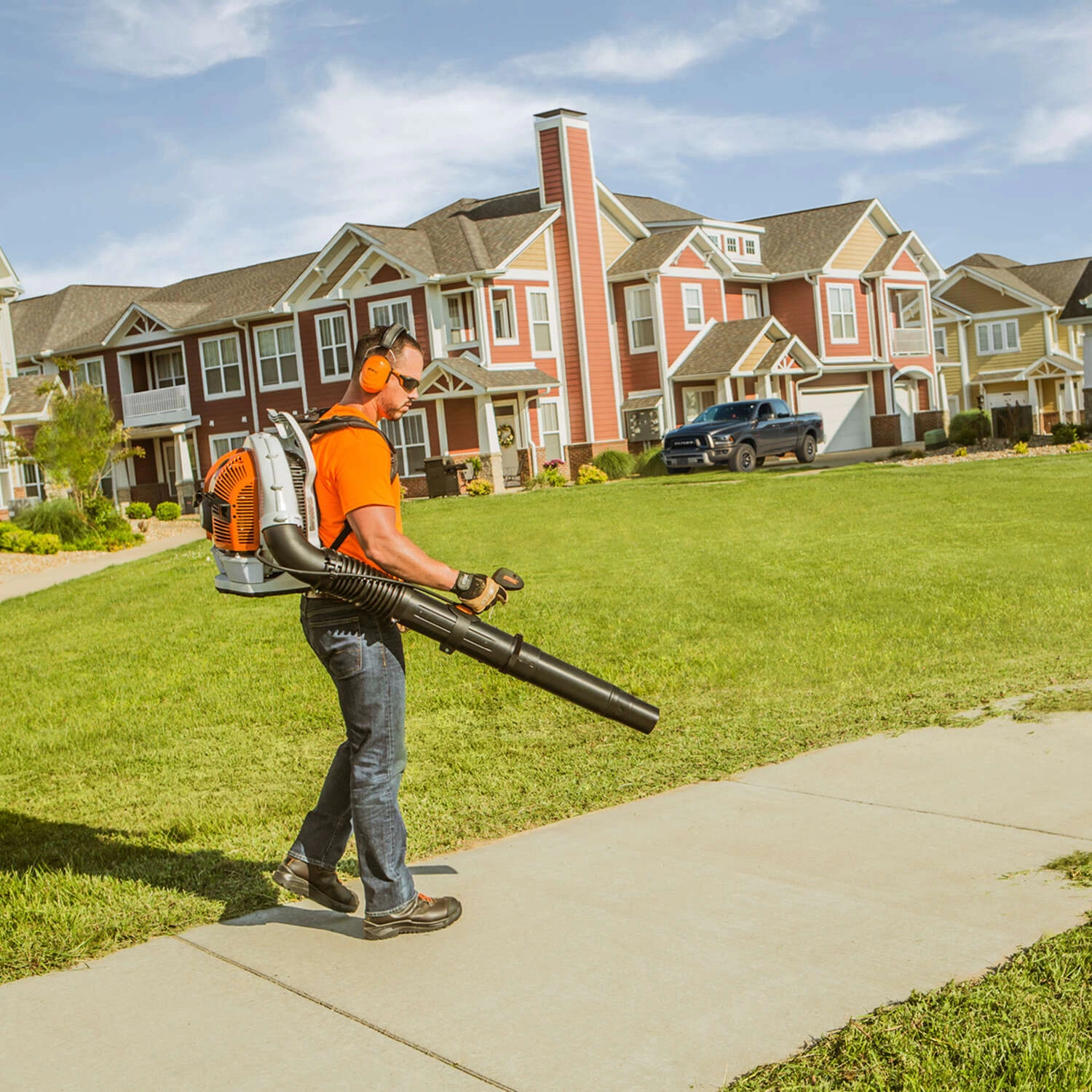 STIHL BR 700 X 193 Mph 901 CFM Gas Backpack Leaf Blower 6 STIHL BR 700 X 193 Mph 901 CFM Gas Backpack Leaf Blower - Image 6