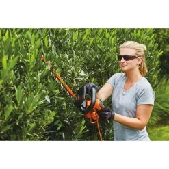 Black & Decker Black+Decker 18 In. 120 V Electric Hedge Trimmer Tool Only -Gardens and Horticulture 60fa64b8 77c0 4944 9001 a97cb53777b6