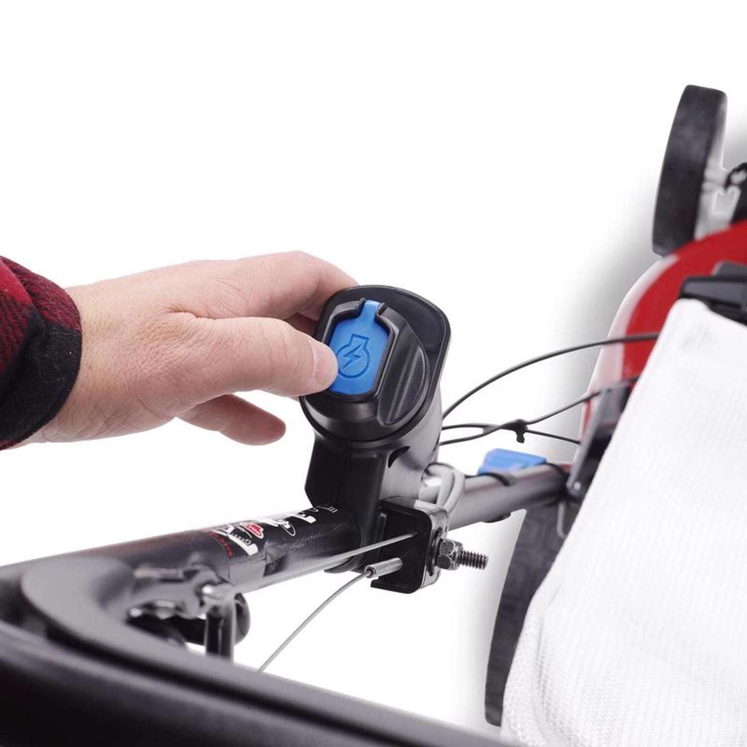 Toro Recycler 21357 21 In. 60 V Battery Self-Propelled Lawn Mower Kit (Battery & Charger) 7 Toro Recycler 21357 21 In. 60 V Battery Self-Propelled Lawn Mower Kit (Battery & Charger) - Image 7