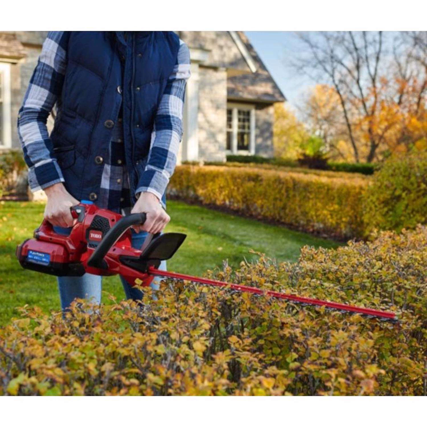Toro Flex Force 51841 24 In. 60 V Battery Hedge Trimmer Kit (Battery & Charger) 7 Toro Flex Force 51841 24 In. 60 V Battery Hedge Trimmer Kit (Battery & Charger) - Image 7