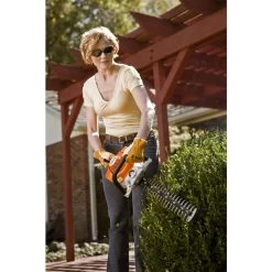 STIHL HS 46 C-E 22 In. 650 V Gas Hedge Trimmer -Gardens and Horticulture b3007489 4c41 4d7f bcf3 a4015c3a323f