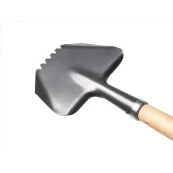 Garant 7 In. W X 44 In. L Steel Ice Scraper/Chopper -Gardens and Horticulture ed4ec37d 1d65 4000 8fef f39c7399235b