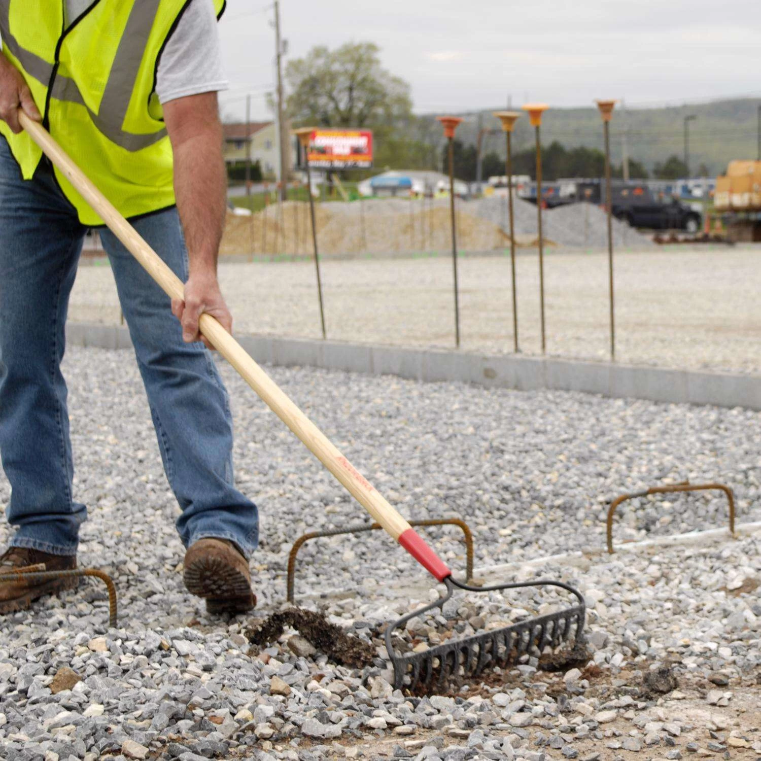 Razor-Back 66.3 In. 15 Tine Steel Bow Rake Wood Handle 2 Razor-Back 66.3 In. 15 Tine Steel Bow Rake Wood Handle - Image 2